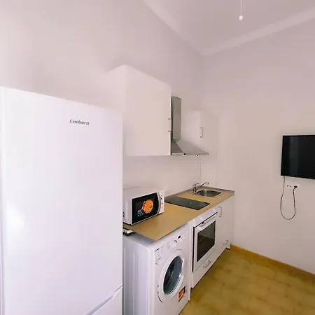 Carrillo La Rosa 2 Apartman *