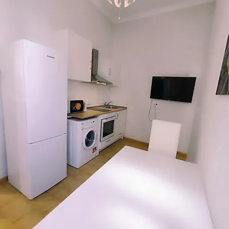 Carrillo La Rosa 2 *